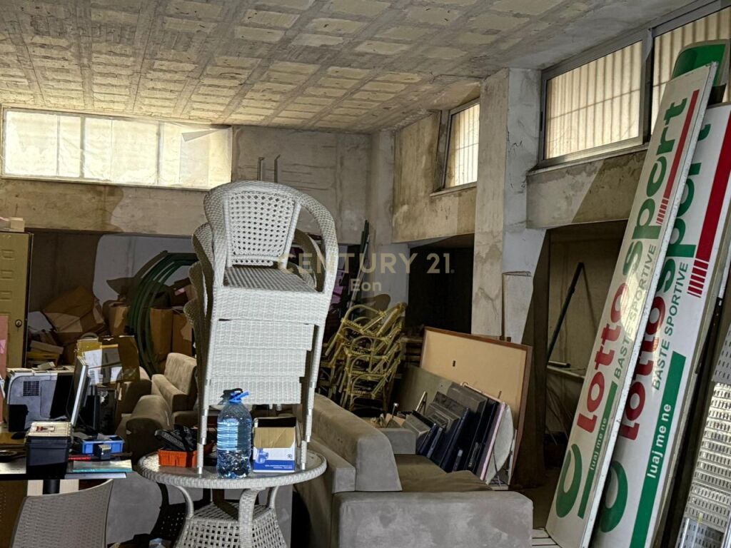 SHITET AMBIENT BIZNESI VIJE E PARE NE PLAZH,TEUTA! 3