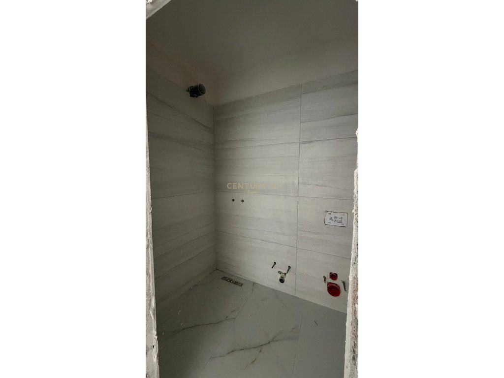 Apartament 1+1 Për Shitje Tek Rezidenca EON Golem ! 3