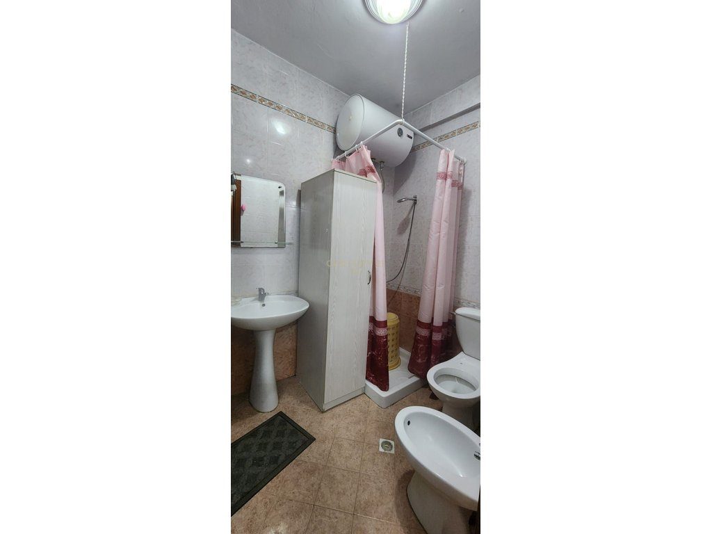 SHITET APARTAMENT 3+1+2 NE ZONEN E PLAZHIT ! 2