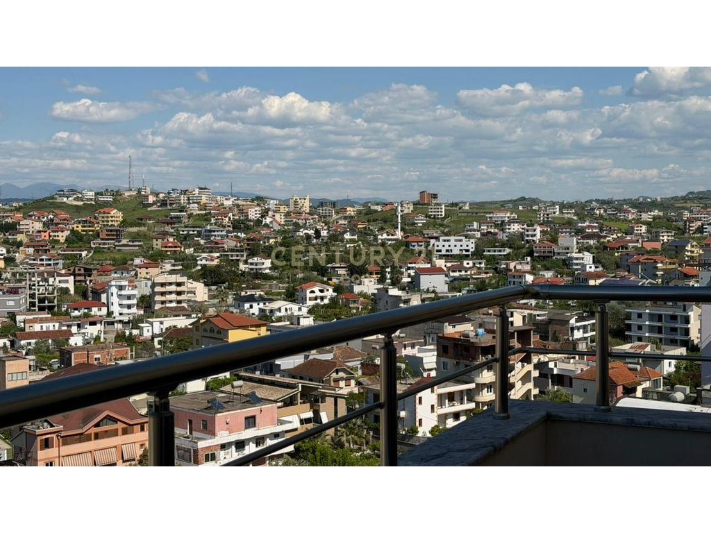 Studio Për Shitje në Plazh, Durrës ! 2