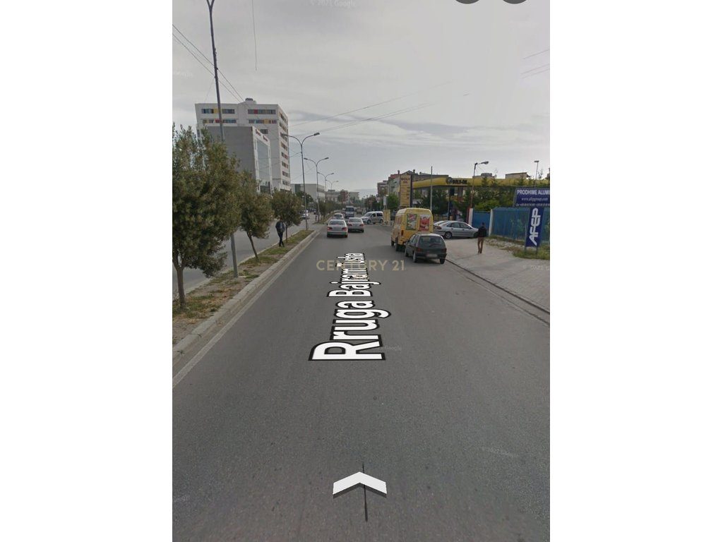 SHITET AMBJENT BIZNESI NE RRUGE KRYESORE NE SHKOZET-DURRES ! 1
