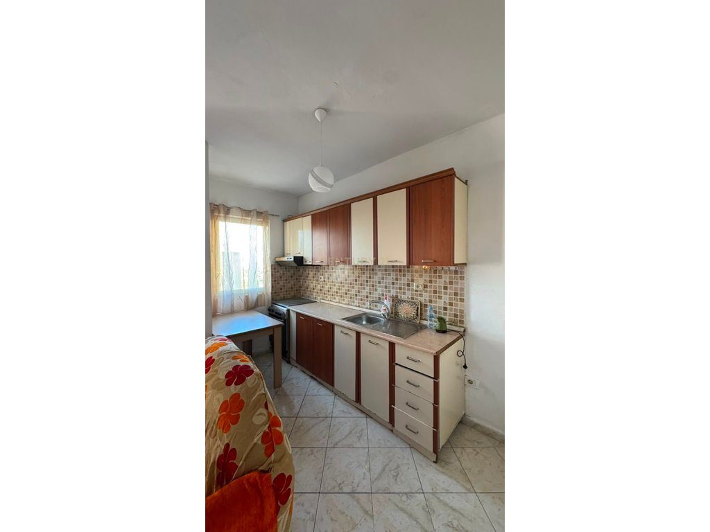 Apartament 2+1 Me Qira në Drejtoria e Policisë, Durrës ! 3
