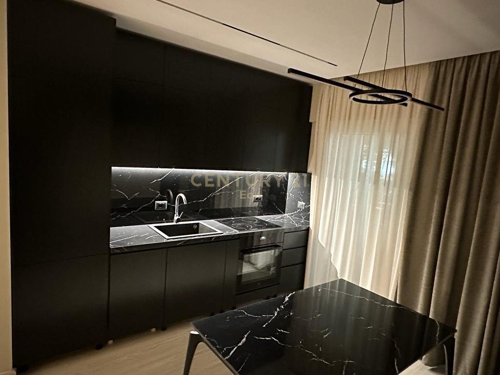 Apartament 2+1 ne shitje - Pamje Fantastike nga Deti -Vije e Pare me Detin!
Mali Robit,Golem. 2
