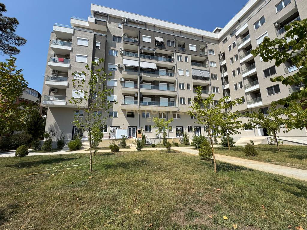 SHITET APARTAMENT 2+1 NE GOLEM, DURRES - PALLAT I 2025 ! 2