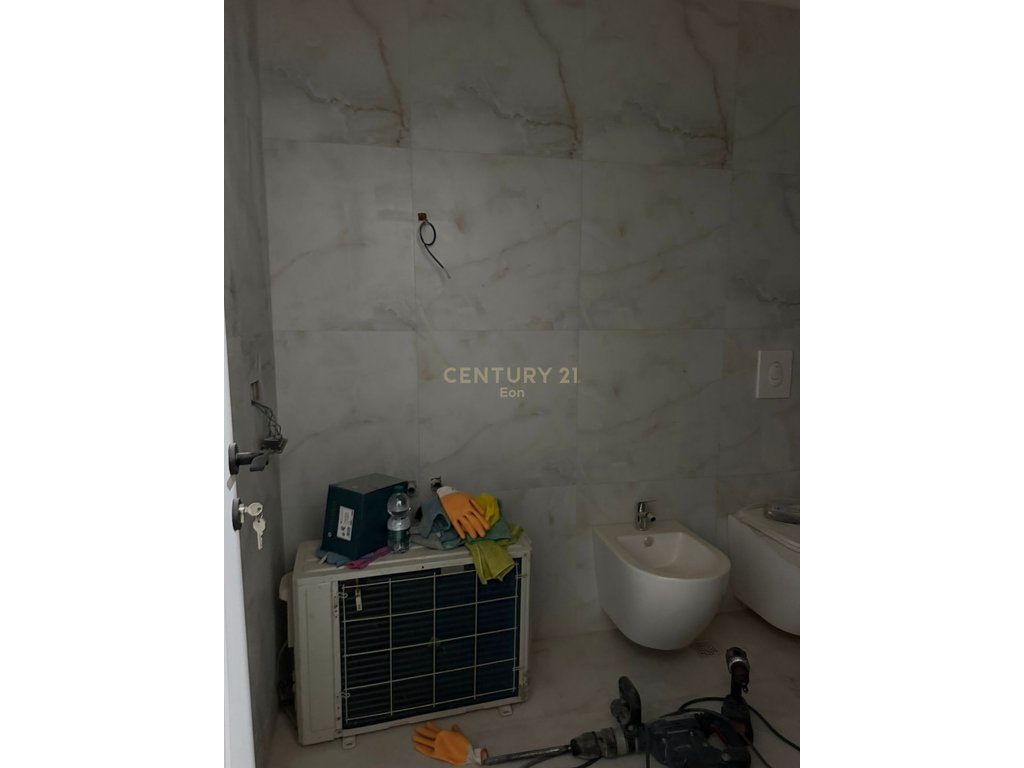 SHITET APARTAMENT 2+1 MONTEVIDEO RESIDENCE TE MALI ROBIT!