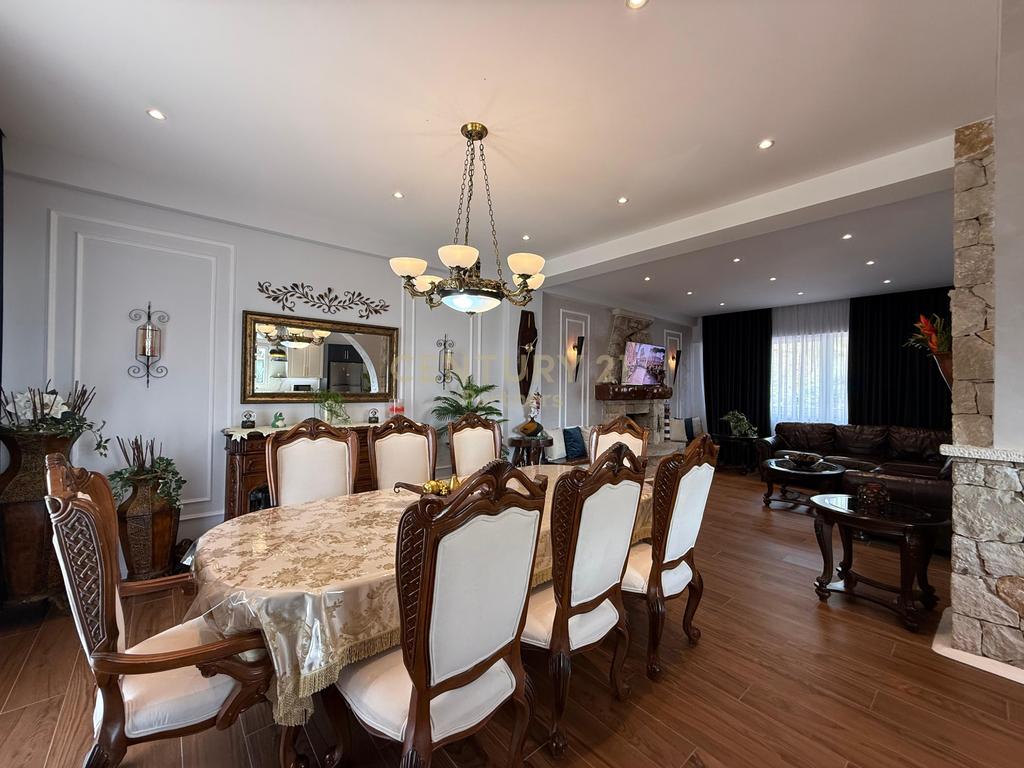 ELITE VILLA FOR SALE IN LINZ – DAJT! 2