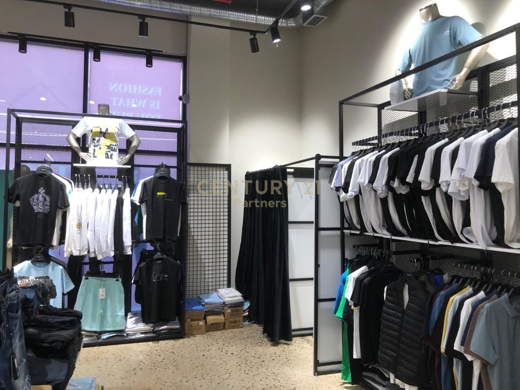 COMMERCIAL ENVIRONMENT FOR SALE IN MEDRESE AT EMERALD CENTER! 3
