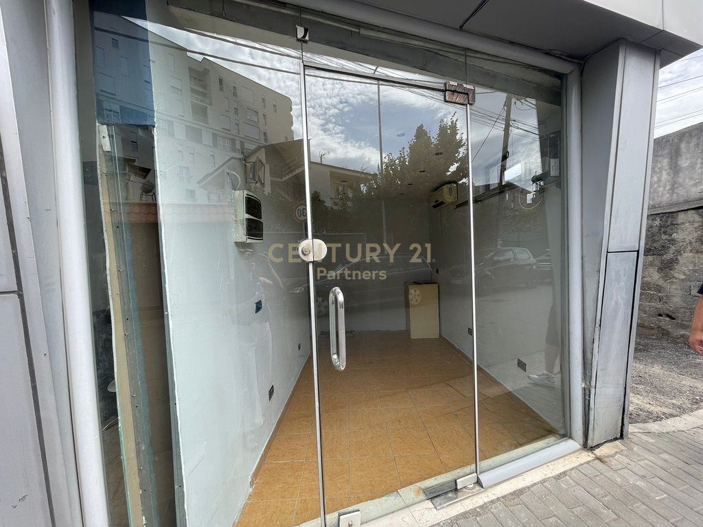 COMMERCIAL SPACE FOR SALE - SELITE 4