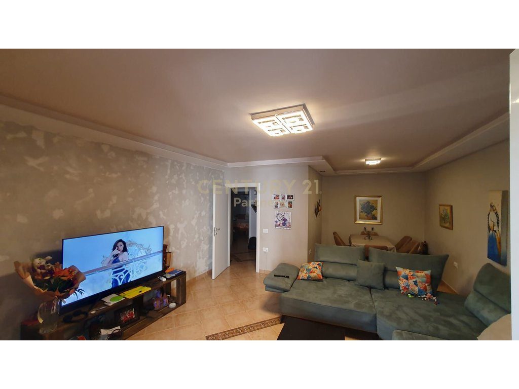 Apartment for sale 2+1+2 at Vasil Shanto 2