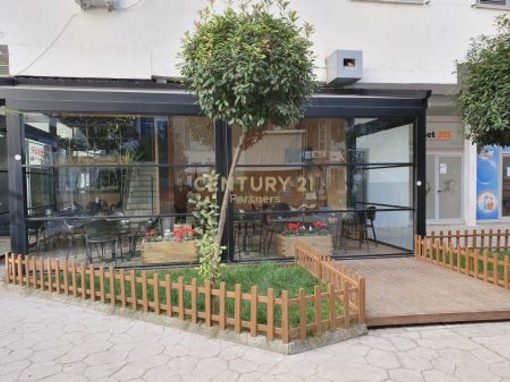 OPPORTUNITY! COMMERCIAL SPACE FOR SALE IN ASTIR NEAR 'EJA STUDIO'