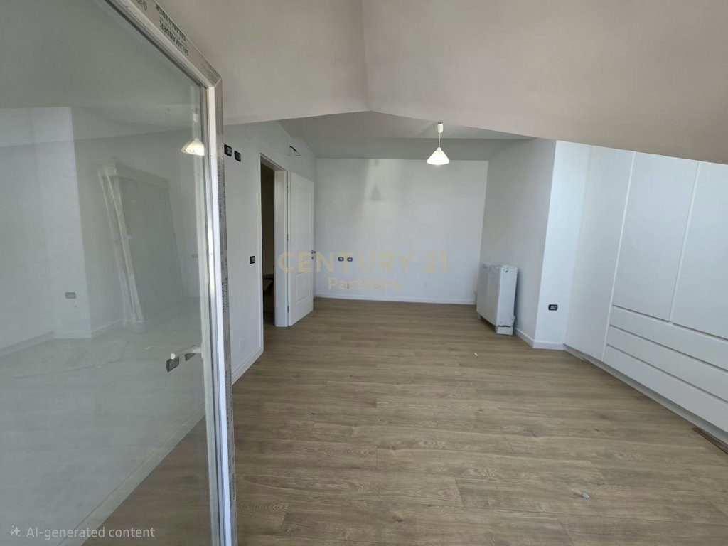 DUPLEX APARTMENT 2+1+2 + PARKING SPACE FOR RENT ABOVE THE OVERPASS OF THE PARSI MUNICIPALITY 4
