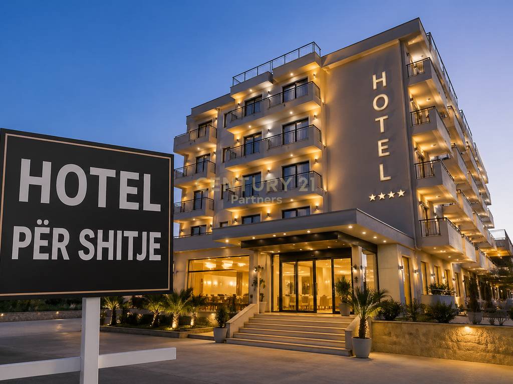 SUPER HOTEL FOR SALE IN GOLEM, 180 M FROM THE SEA!