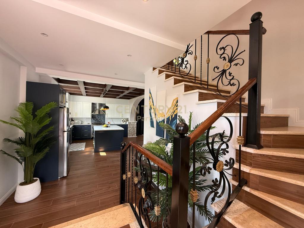 ELITE VILLA FOR SALE IN LINZ – DAJT!