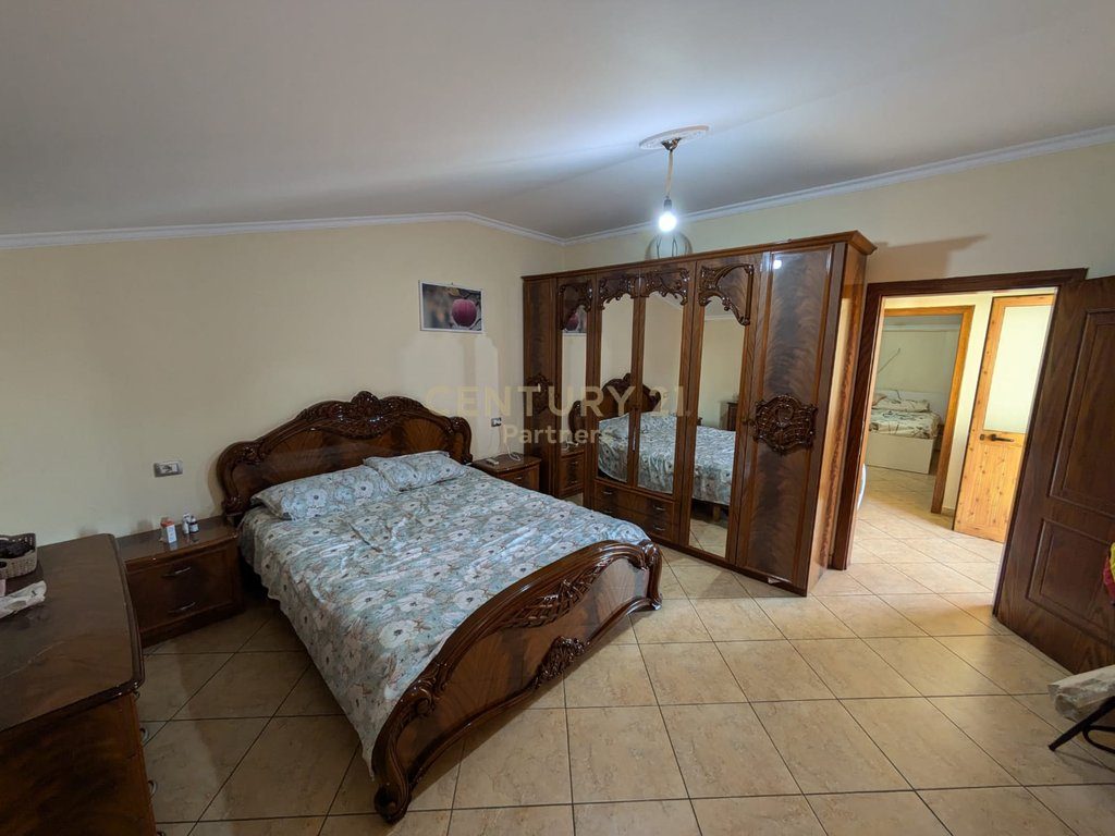 THREE-STOREY PRIVATE HOUSE FOR SALE IN LAPRAKE! 4
