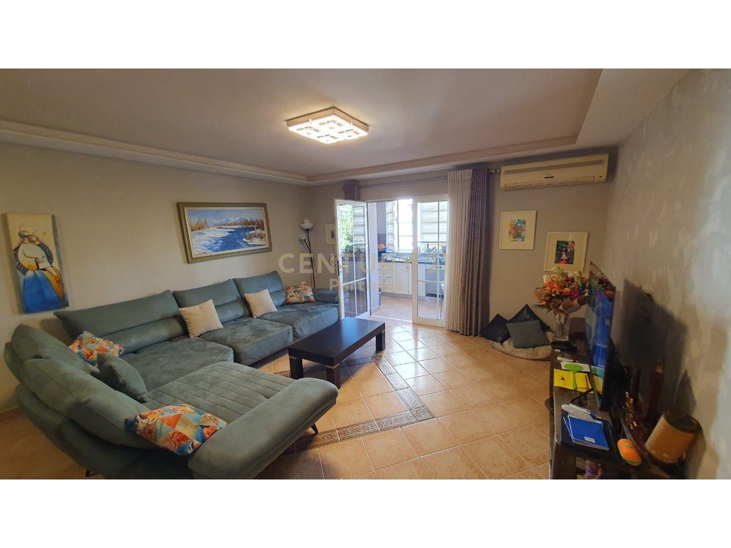 Apartment for sale 2+1+2 at Vasil Shanto
