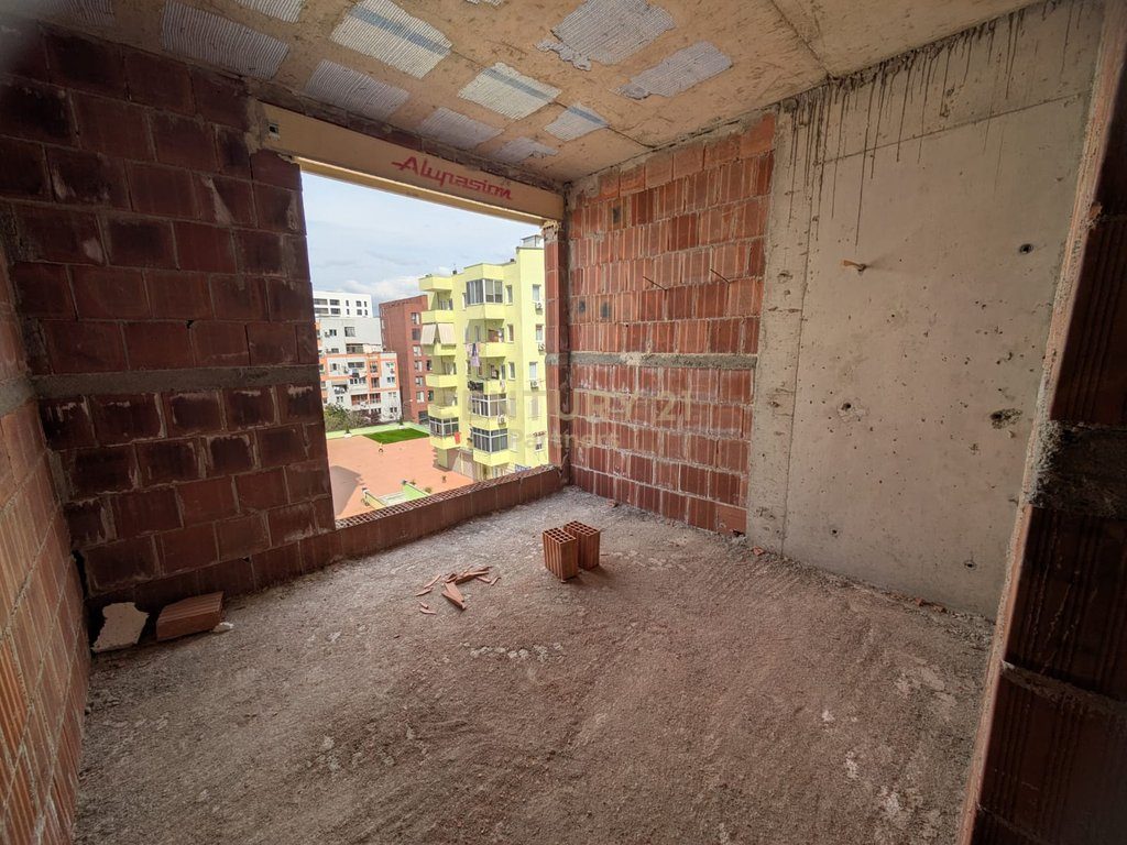 APARTMENT 2+1+2 FOR SALE ON JORDAN MISJA STREET, TIRANA