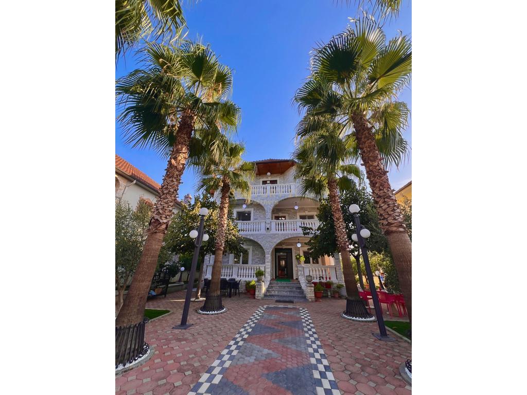 ‼️ 3-STOREY VILLA FOR SALE NEAR UNIVERS CITY ‼️ 3