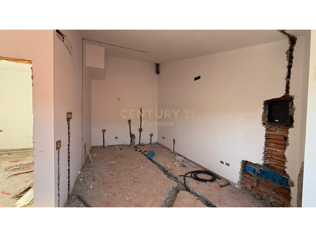 STUDIO APARTMENT FOR SALE IN SPILLE! 2
