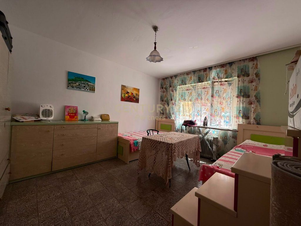 APARTMENT 2+1 FOR RENT OPPOSITE DELIJORGJI 4