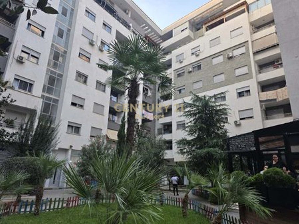 OPPORTUNITY! COMMERCIAL SPACE FOR SALE IN ASTIR NEAR 'EJA STUDIO' 3