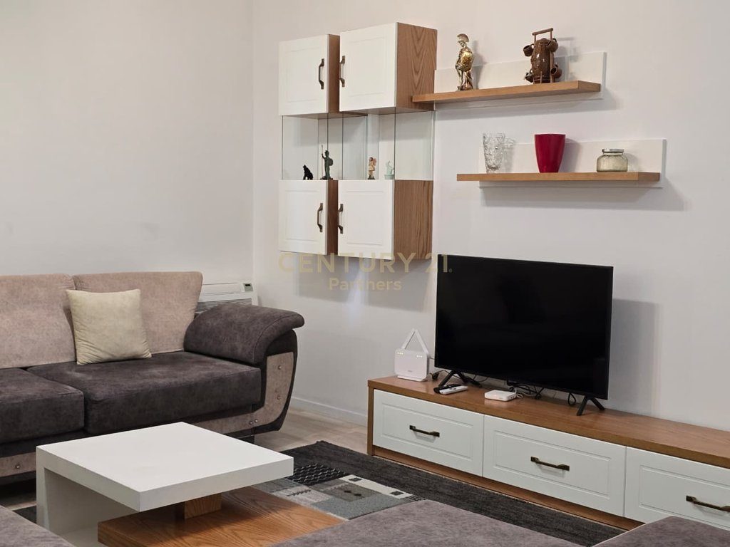 FOR RENT 2+1+2 APARTMENT IN THE DELIJORGJI COMPLEX 2