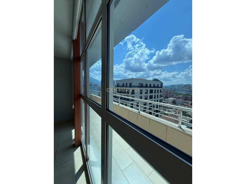 OFFICE FOR RENT ON KAVAJES STREET