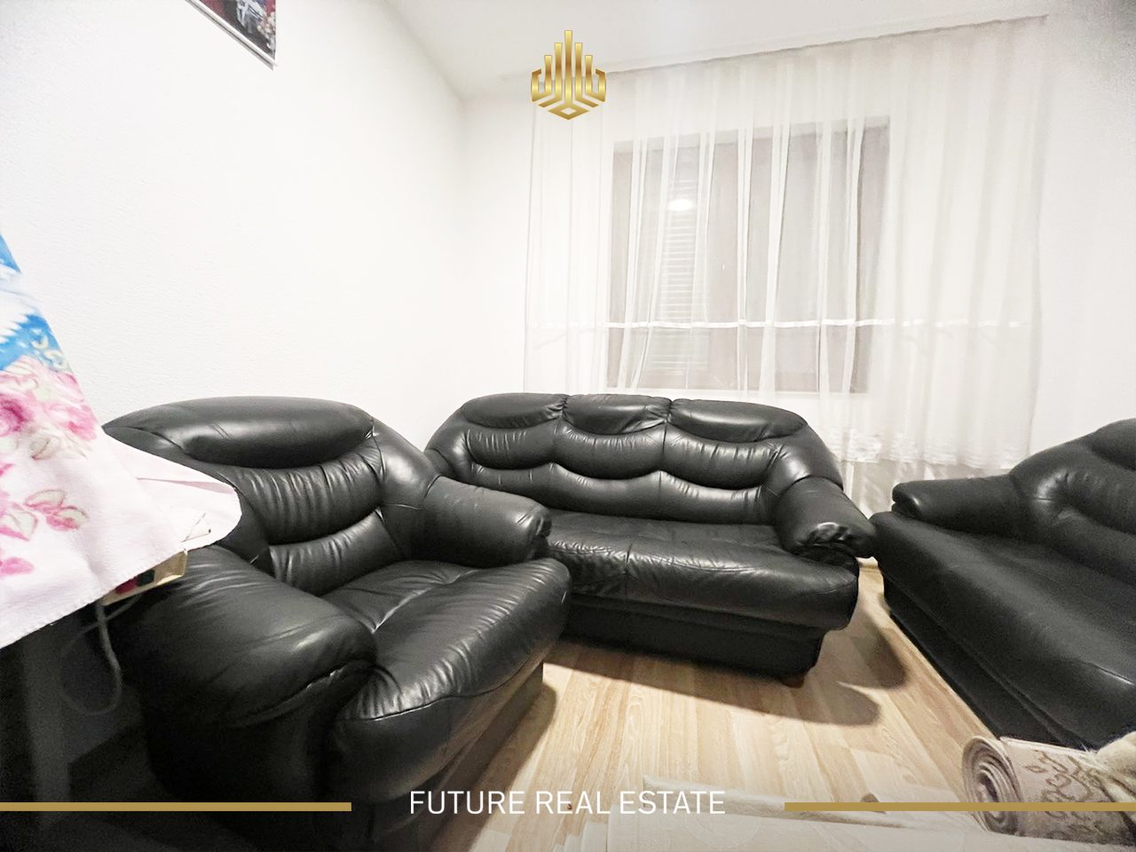 Shëpia në SHITJE/200m2