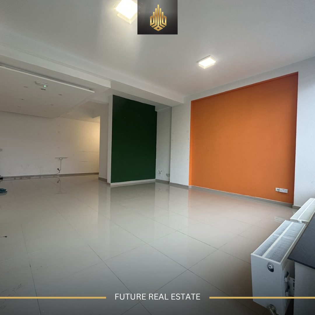 Lokal me QERA/58m² 3