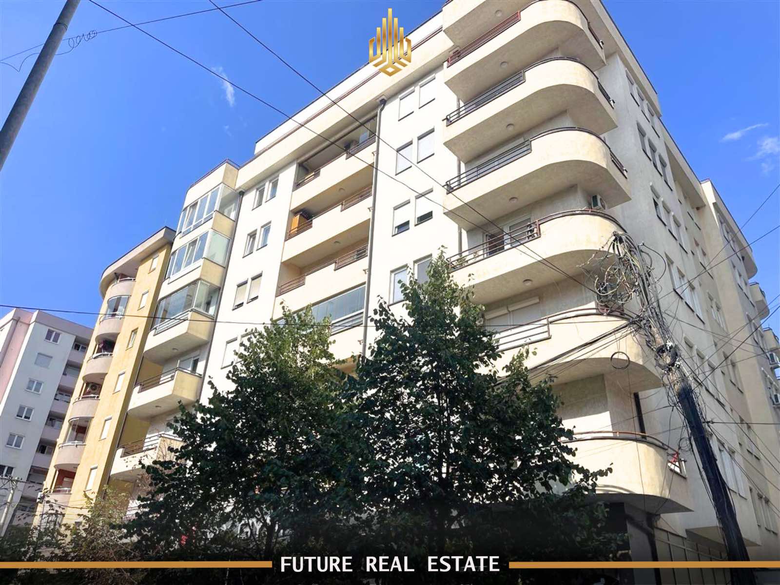 Banesë në SHITJE – 2 Dhoma gjumi – Fushë Kosovë
