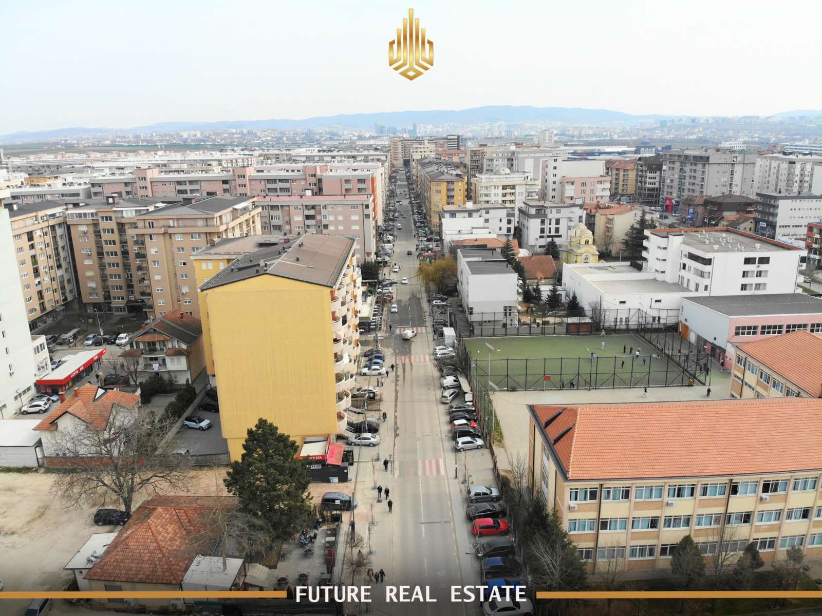 Objekt Afarist në SHITJE – 720m2 – Fushë Kosovë – Qendër – Rr. Dardania