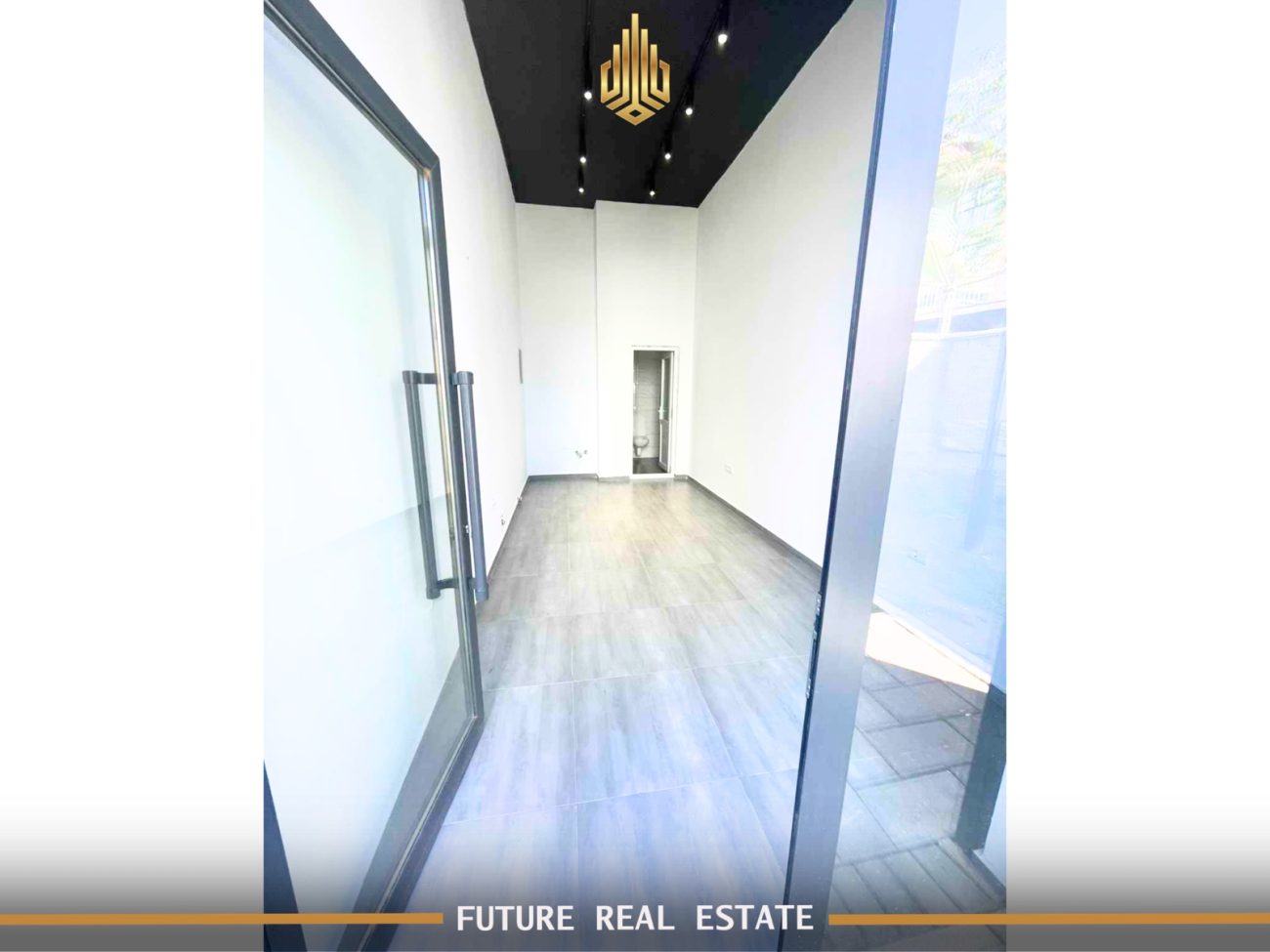 Lokal me QIRA – 20 m2 – Prishtinë – Tophane