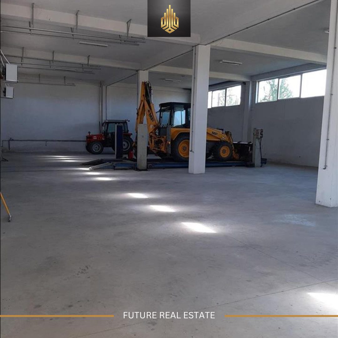 Lokal me QERA/564m² 3