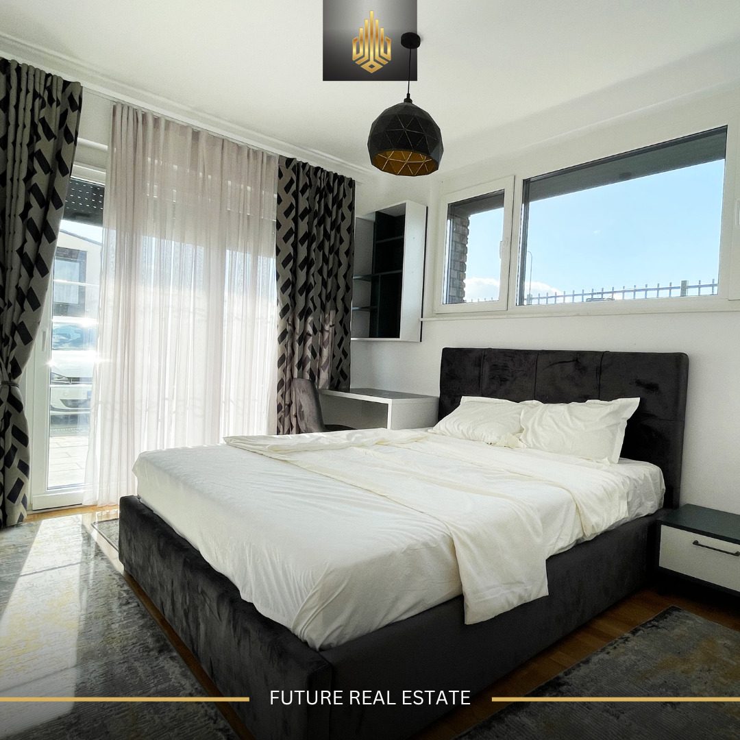 Shtëpi me QERA/267m²