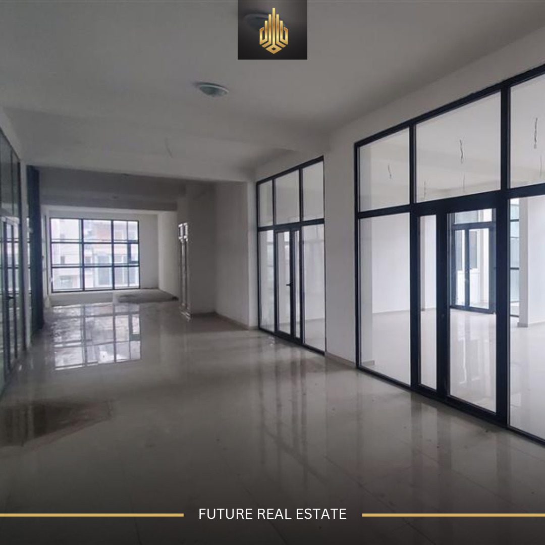 Lokal me QERA/74m² 1
