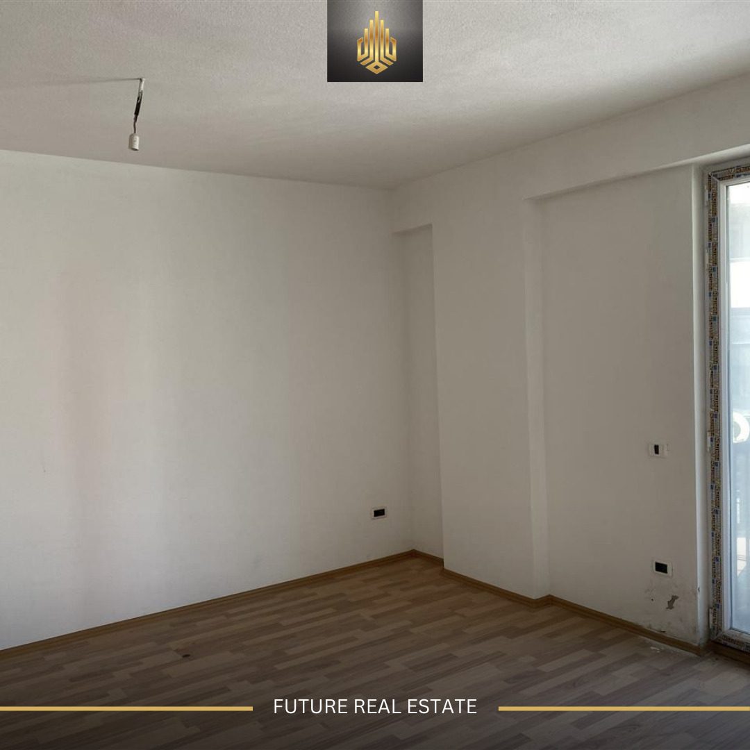 Banesë në SHITJE/93m² 2