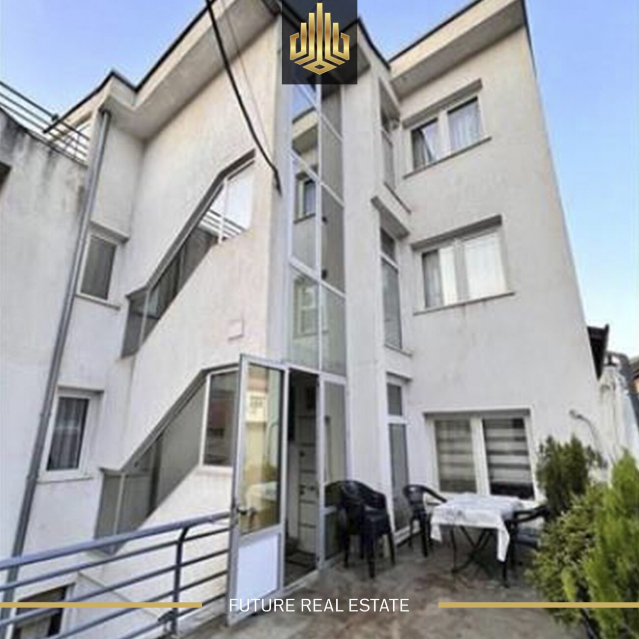 Shtëpia në SHITJE/400m2