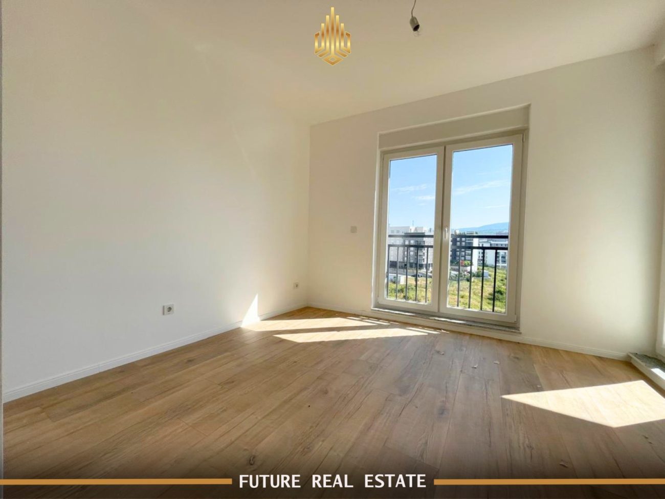 Penthouse me QIRA – 3 dhoma gjumi – Prishtinë – Rruga C. 4