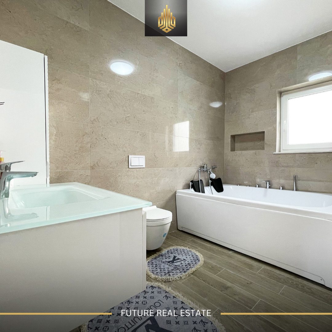 Shtëpi me QERA/267m²