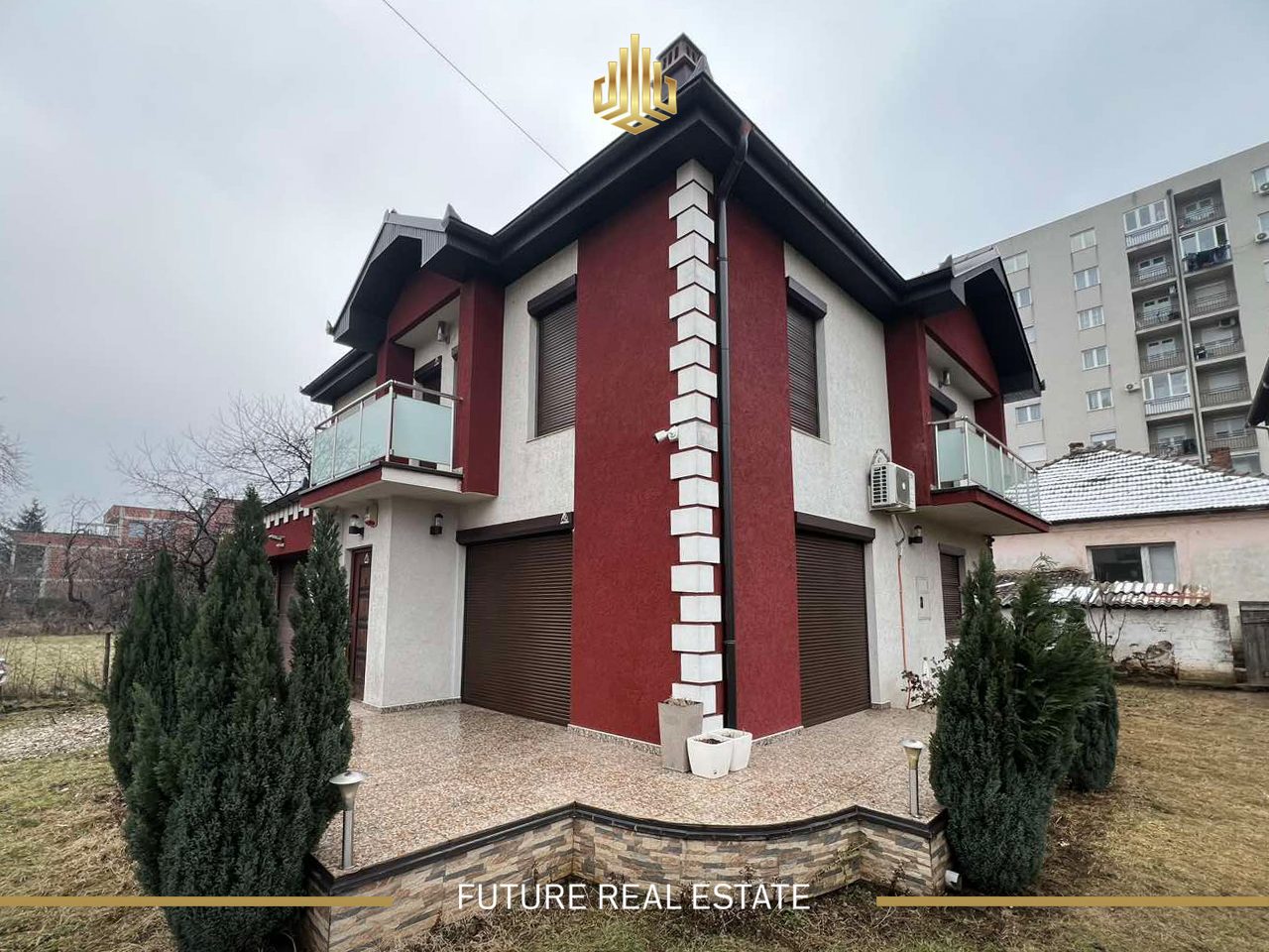 Shëpia në SHITJE/200m2