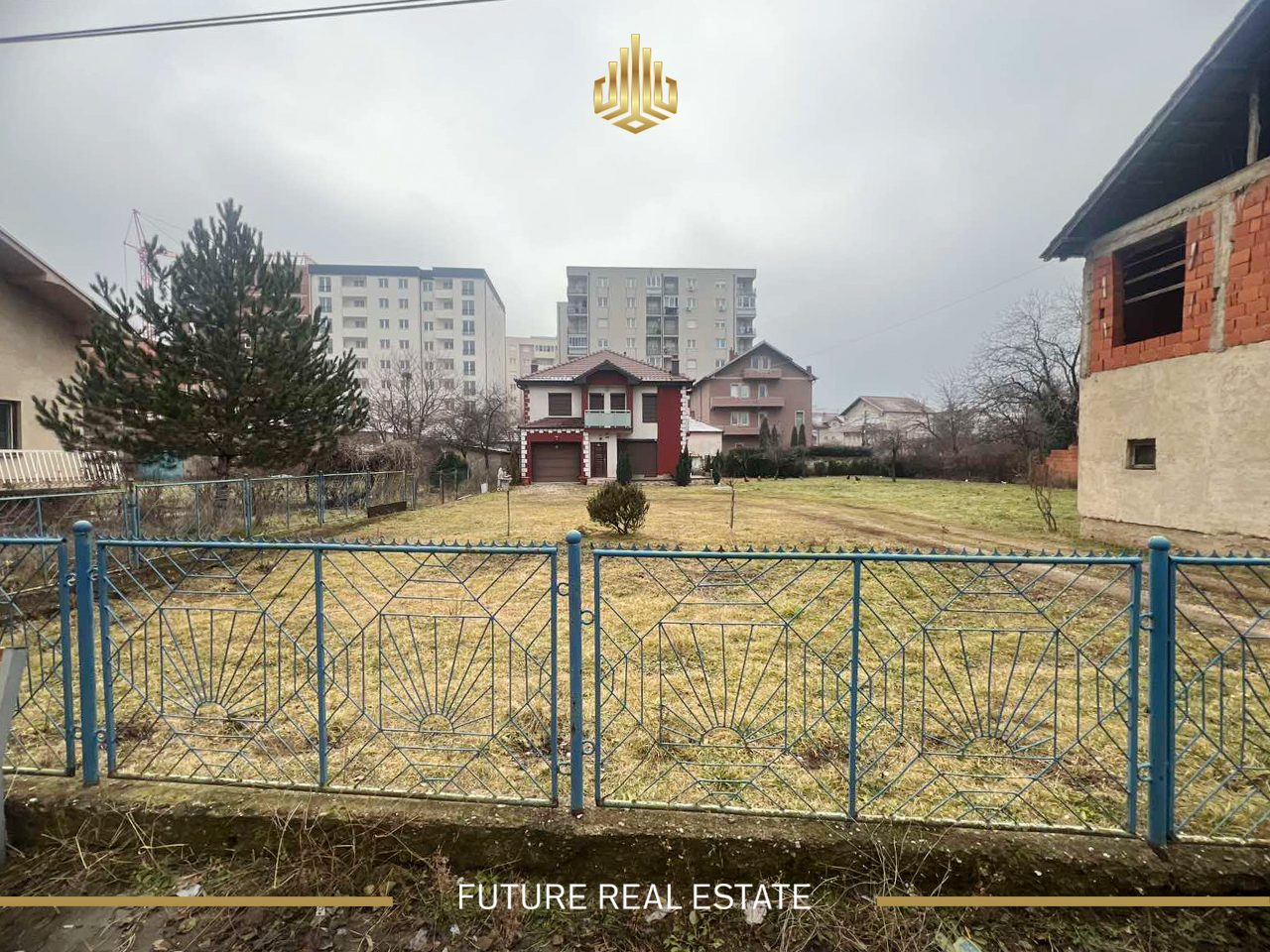 Shëpia në SHITJE/200m2