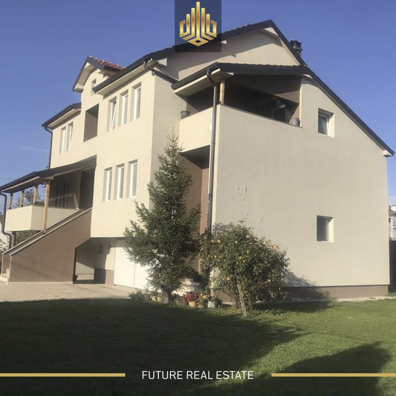 Shtëpia në SHITJE/220m2