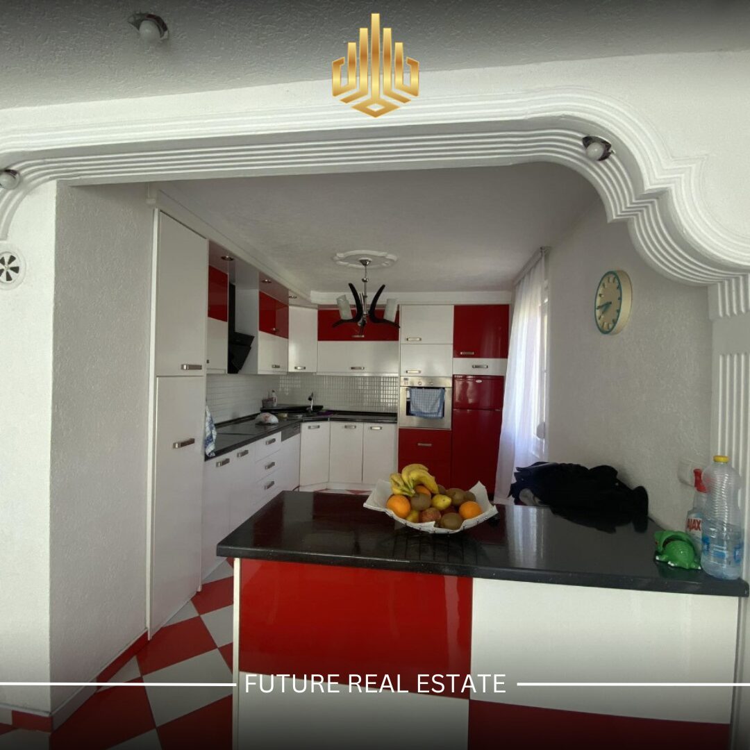 Shtëpia në SHITJE/180m2 4