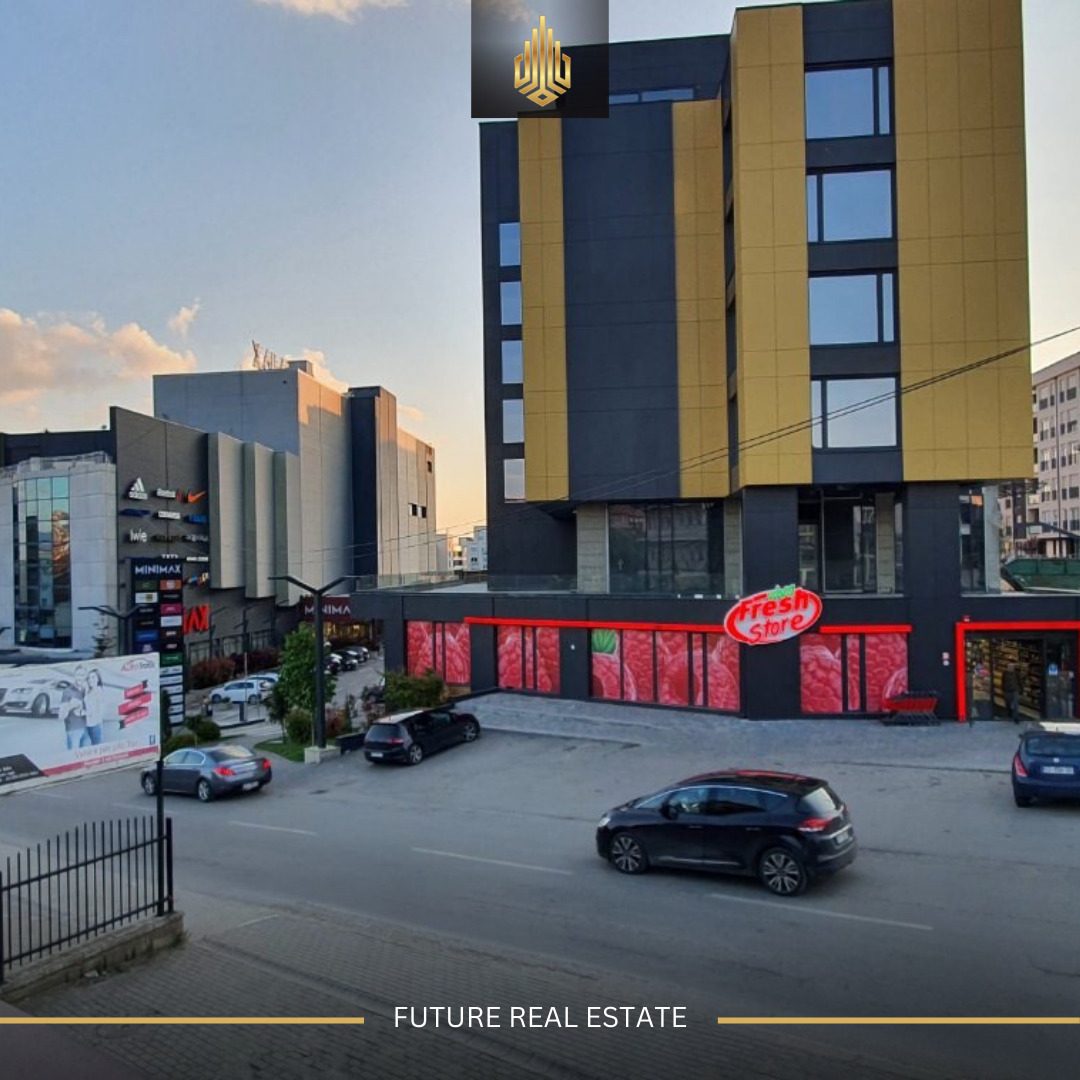 Lokal me QERA/140m² 3