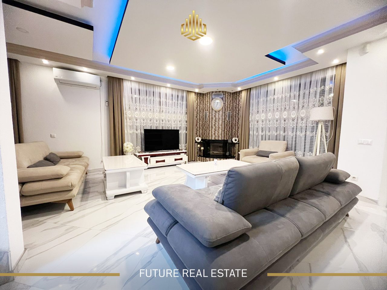 Shëpia në SHITJE/200m2