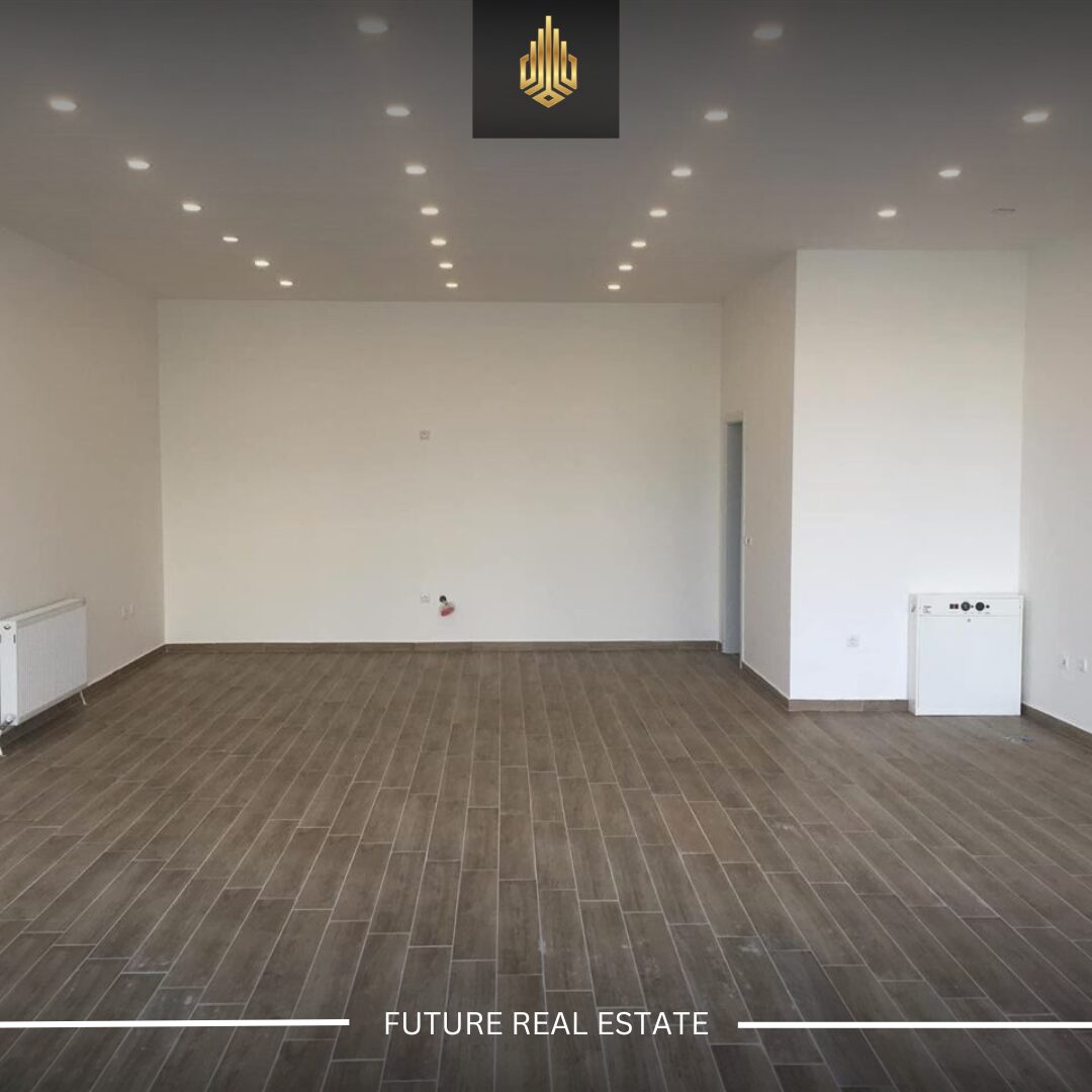 Lokal me QERA/70m² 3