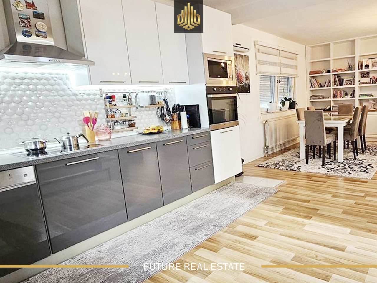 Shtëpia në SHITJE/230m2 4