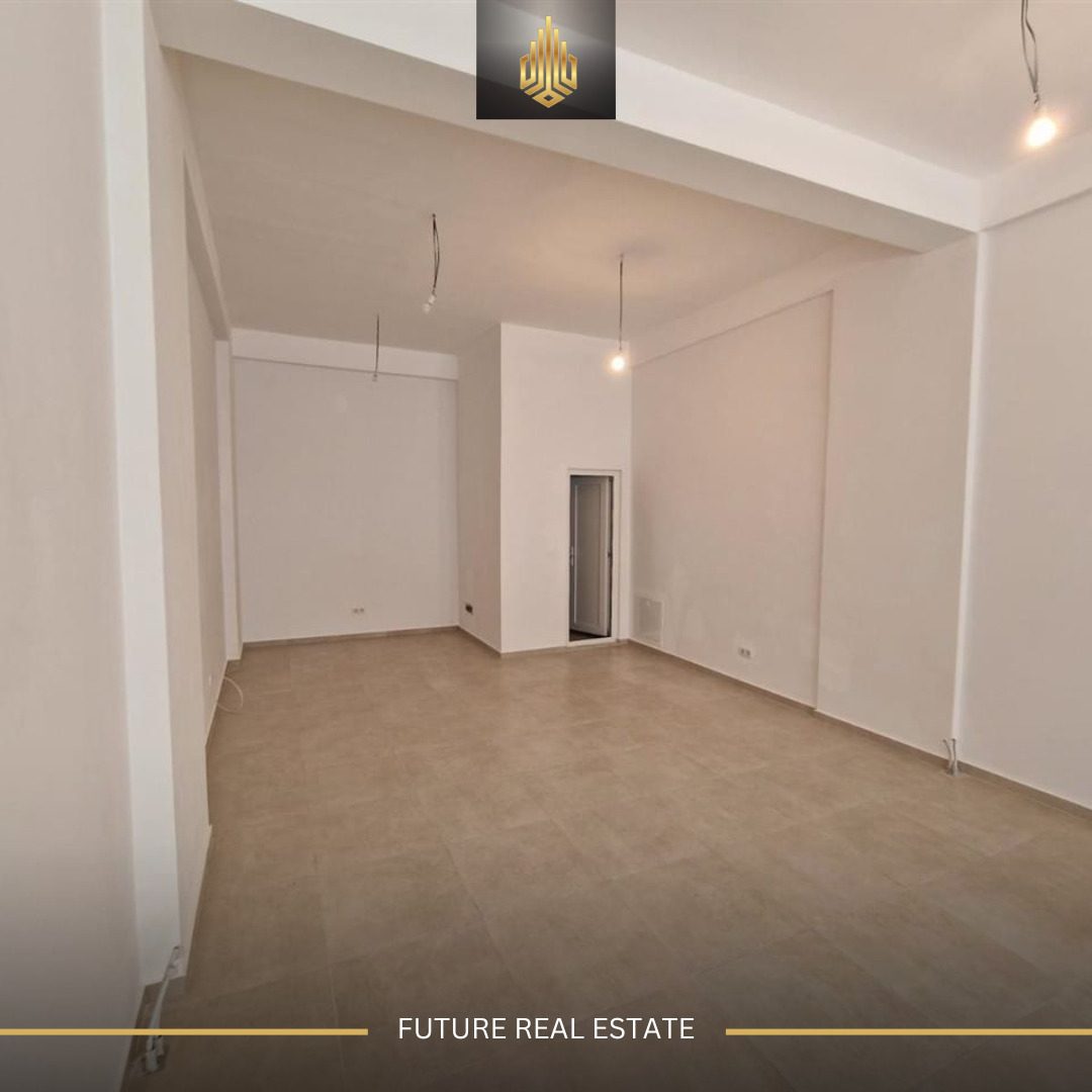 Lokal me QERA/78m² 4