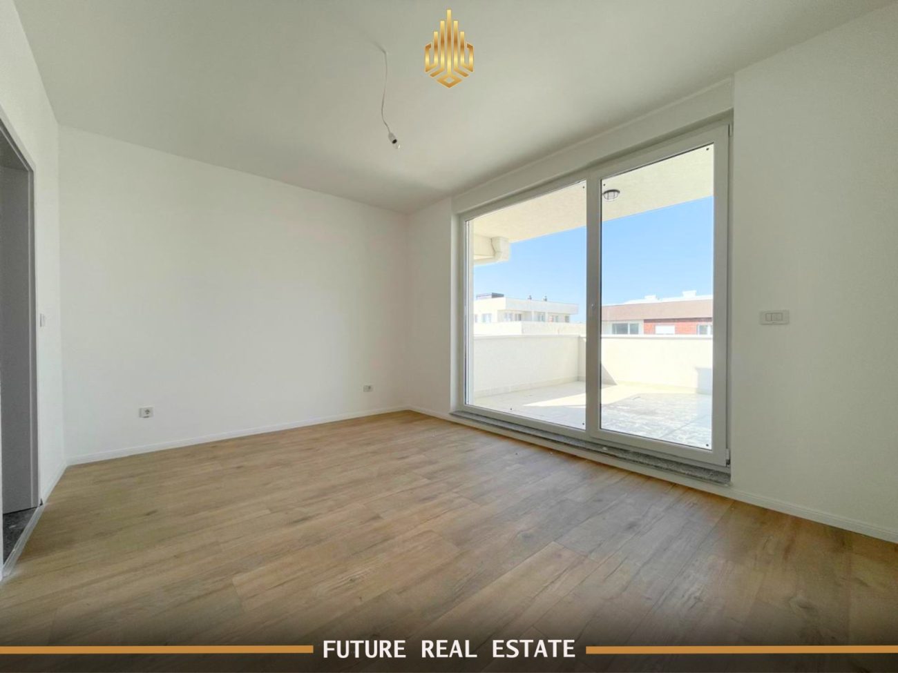 Penthouse me QIRA – 3 dhoma gjumi – Prishtinë – Rruga C.