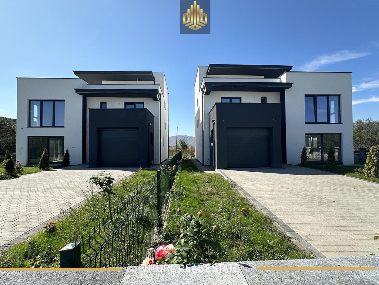 4 Shtëpi në SHITJE/389m2