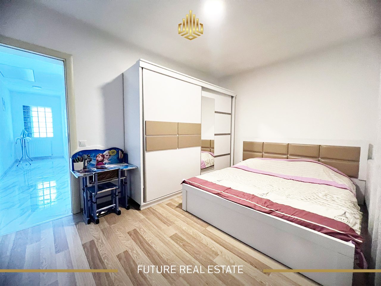 Shëpia në SHITJE/200m2